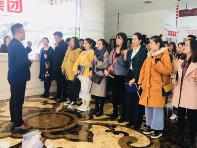 熱烈歡迎丨昌禾商學(xué)院，柔然彩虹隊(duì)光臨寧夏昌禾裝飾參觀學(xué)習(xí)！