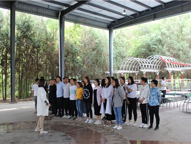 昌禾商學(xué)院丨桃李春風(fēng)，師恩難忘，致敬“筑夢(mèng)人”