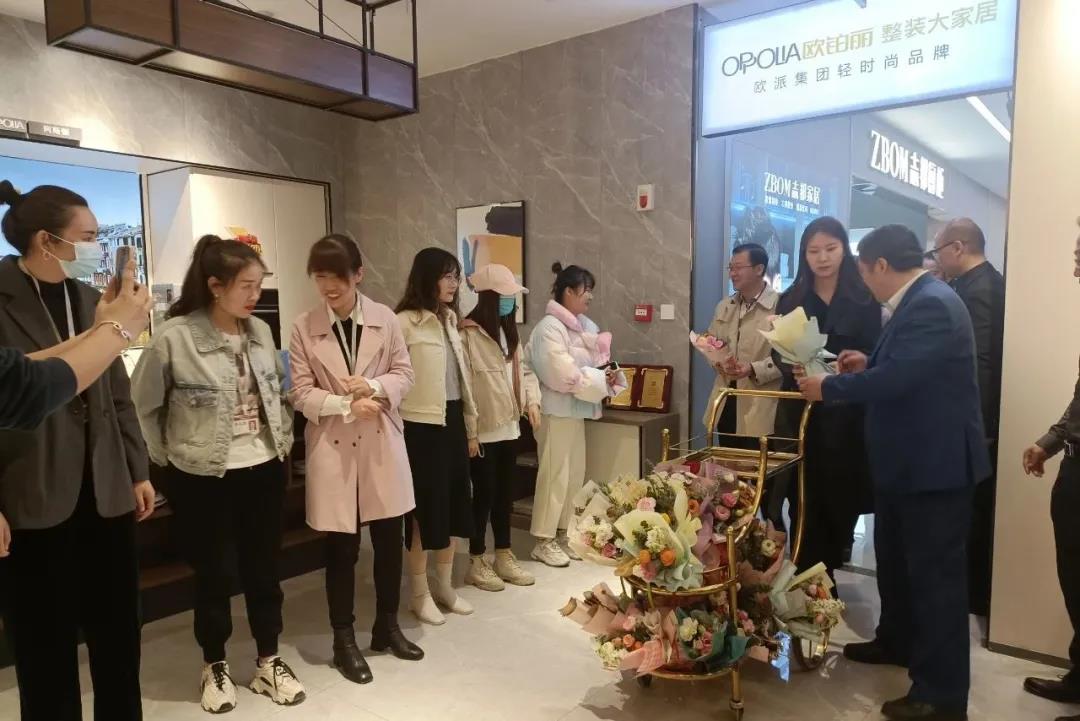 昌禾裝飾丨特別的愛給特別的你，對(duì)你的“愛”從未缺席~