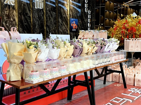 昌禾裝飾·女神節(jié)特輯｜以花為禮，以甜為伴，致敬每一位發(fā)光的你