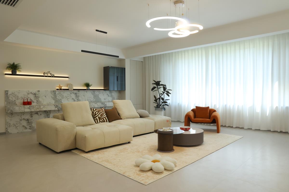 實(shí)景 | 這屆年輕人究竟有多會(huì)住？131㎡現(xiàn)代風(fēng)婚房，審美+功能雙雙在線！